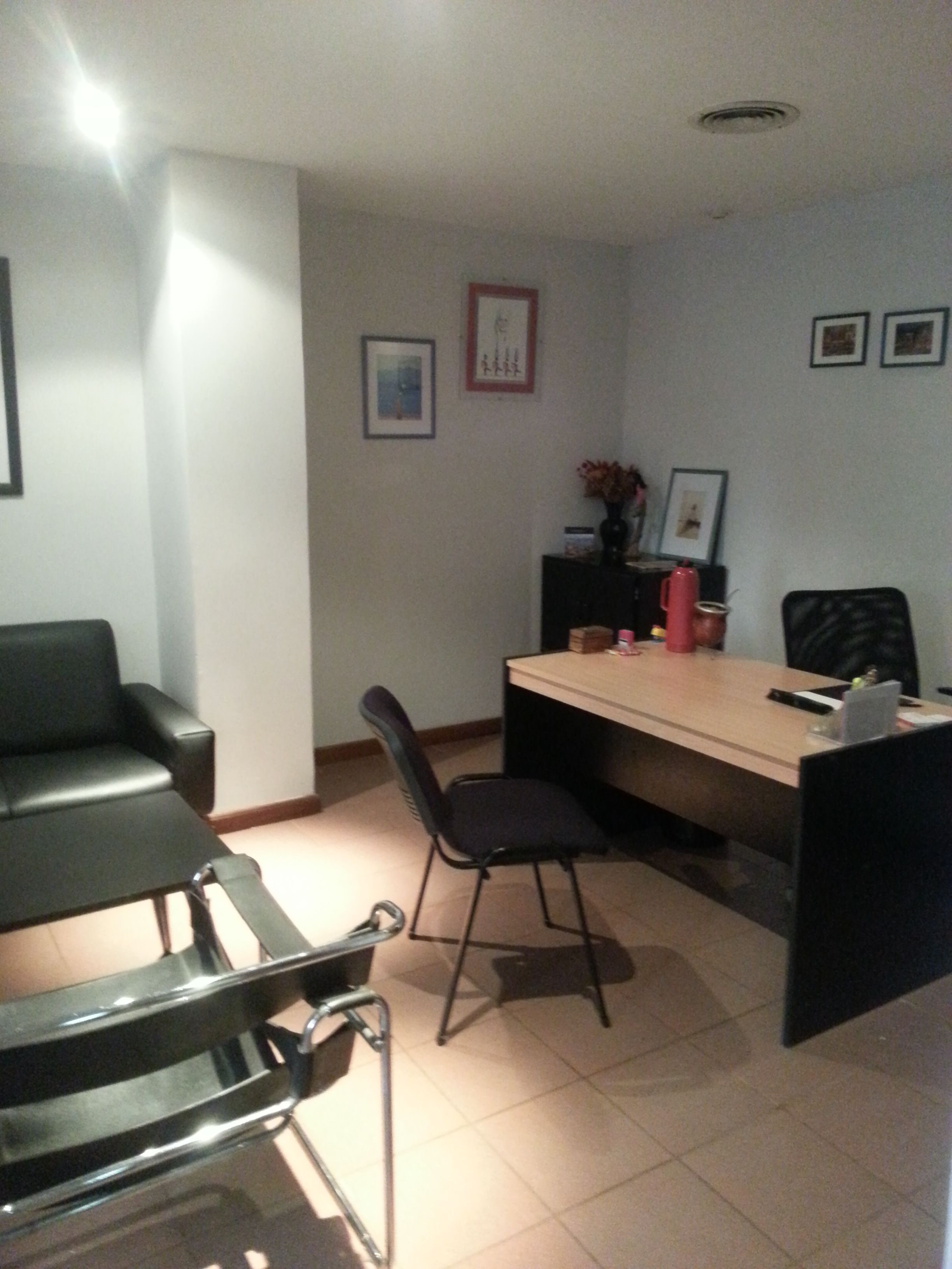 Planta 310m2 en piso de edificio muy céntrico-12 Oficinas, 3 baños, aire acondicionado central-Salon-ALQUILER Y VENTA - 2
