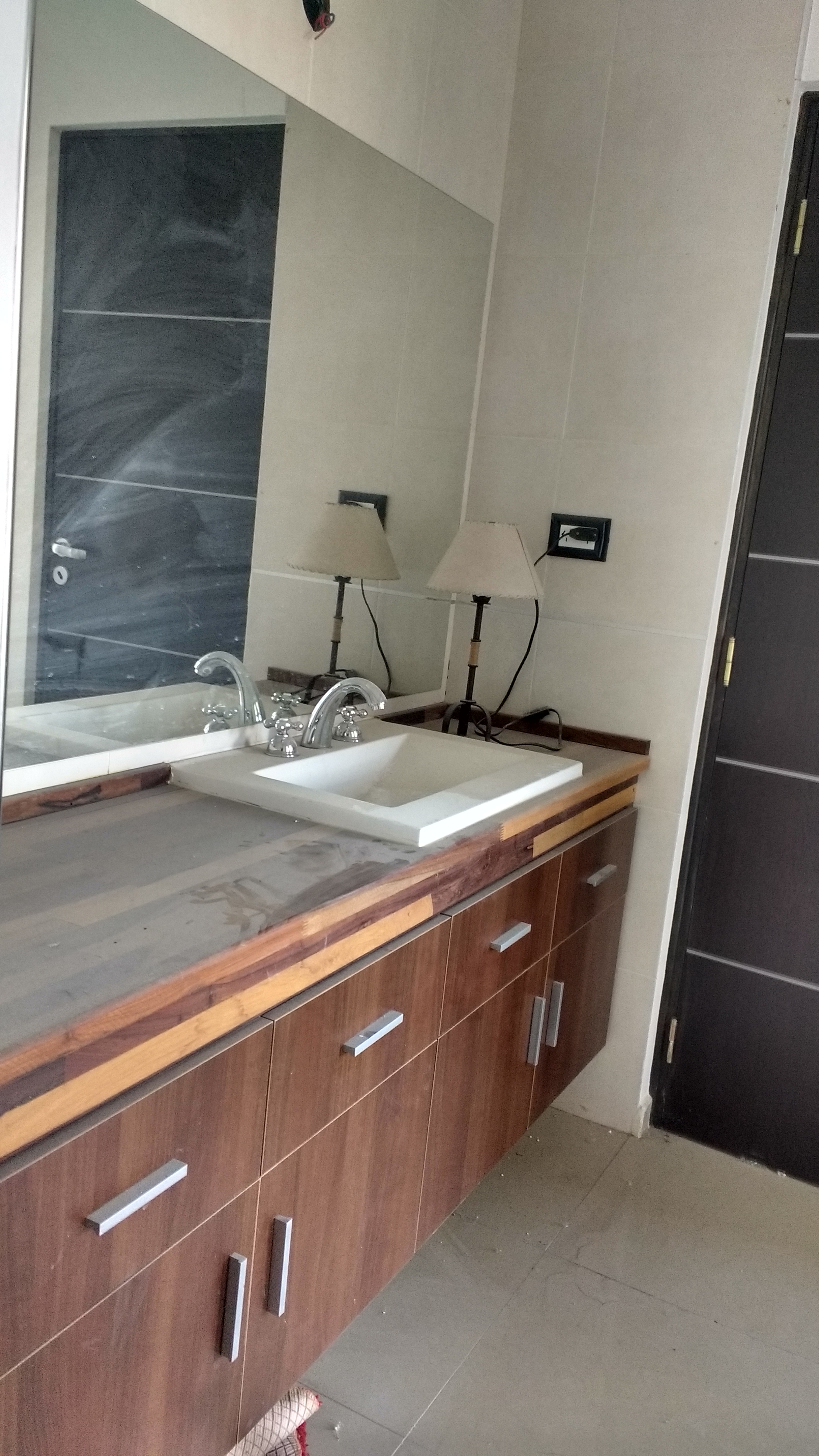 Oportunidad!! Departamento 2 dormitorios frente, balcon amplio con cochera — foto 3