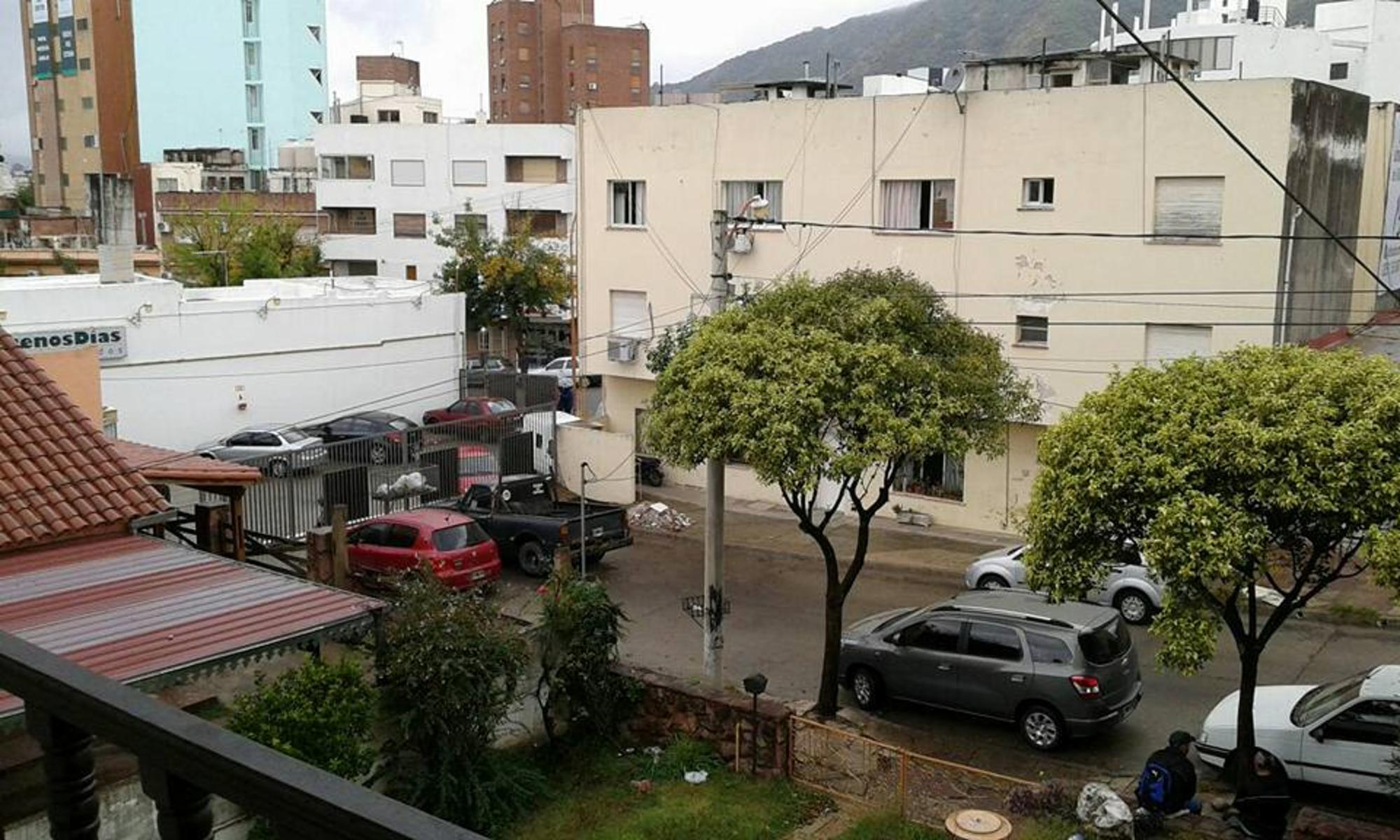 HERMOSA CASA CENTRICA DE 3 PISOS FINANCIADA — foto 4