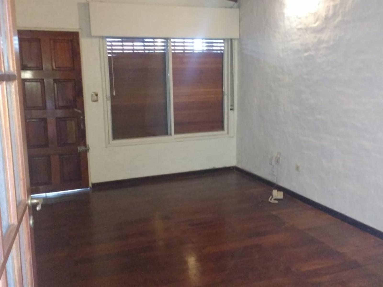 ¡EXCELENTE CHALET EN BELLA VISTA CENTRO CON PISCINA (APTO CRÃDITO) — foto 10