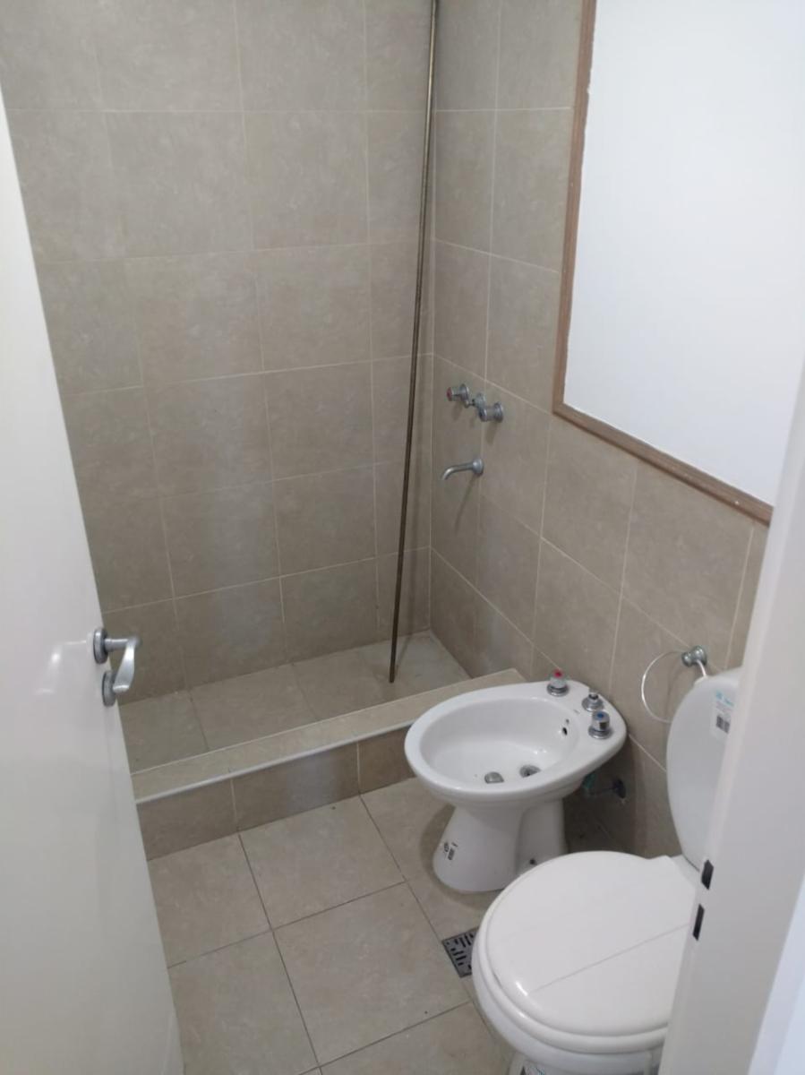 OPORTUNIDAD DEPARTAMENTO 2 AMBIENTES EN JOSÉ CLEMENTE PAZ - 4
