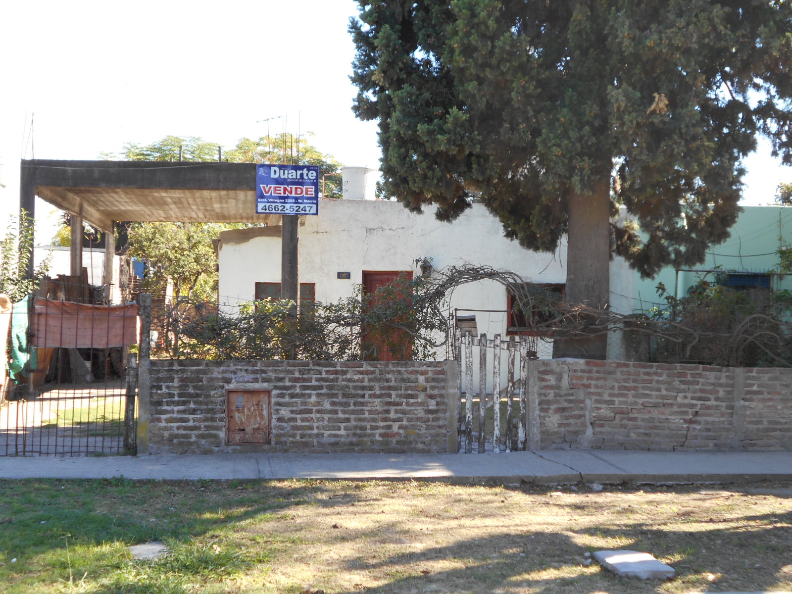 Casa 2 ambientes en venta en William Morris.