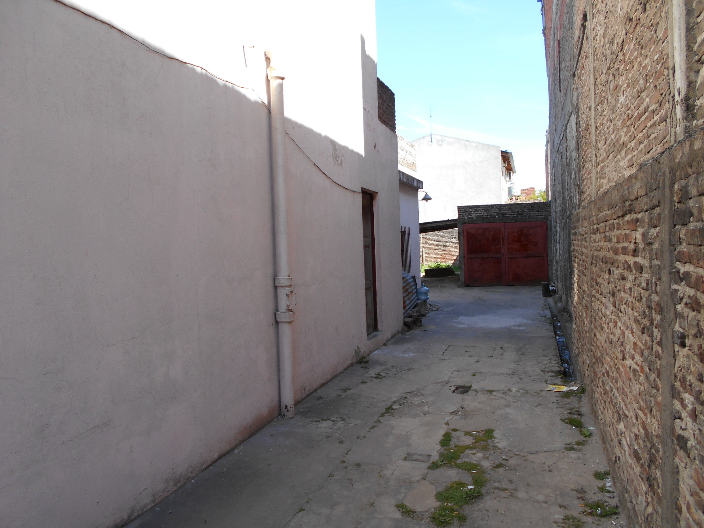 2 casas y 2 locales en venta en William Morris. Ideal Inversor. — foto 3