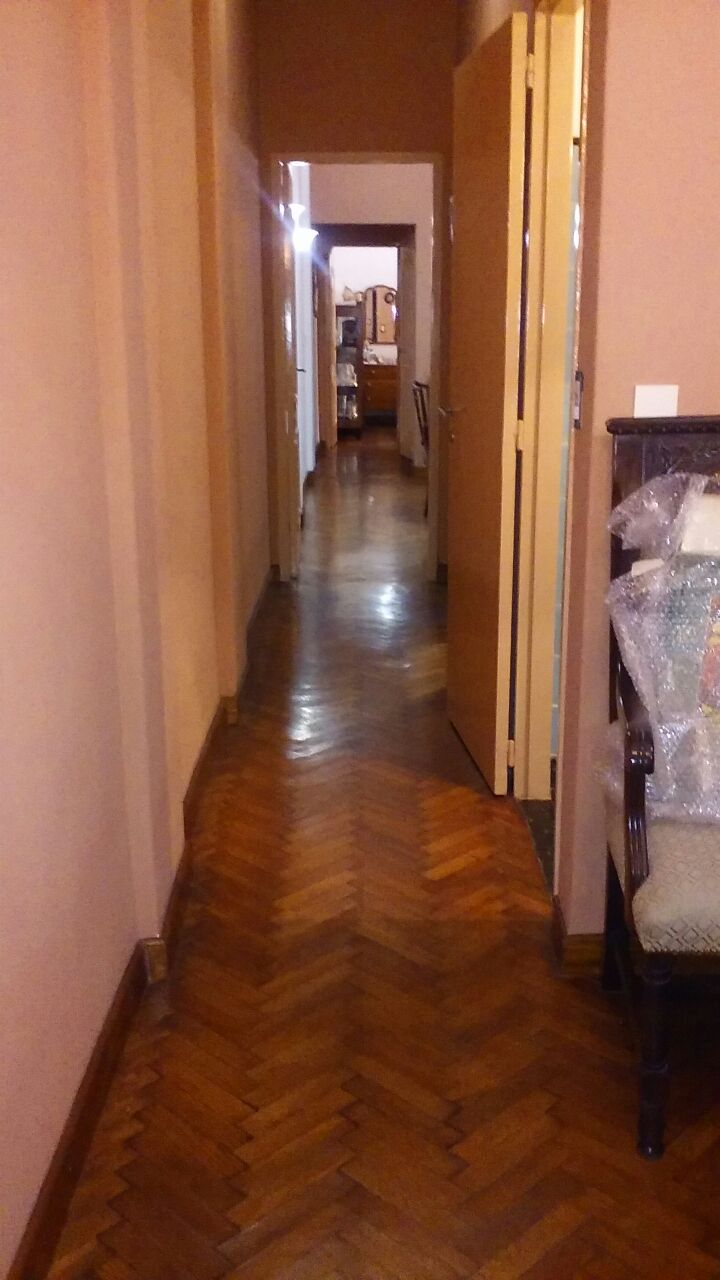 DEPARTAMENTO DE 3 AMBIENTES CON DEPENDENCIA Y 2 PATIOS, AL CONTRAFRENTE, A MTS. DE AV. RIVADAVIA Y SUBTE "A", MUY BUEN ESTADO — foto 3