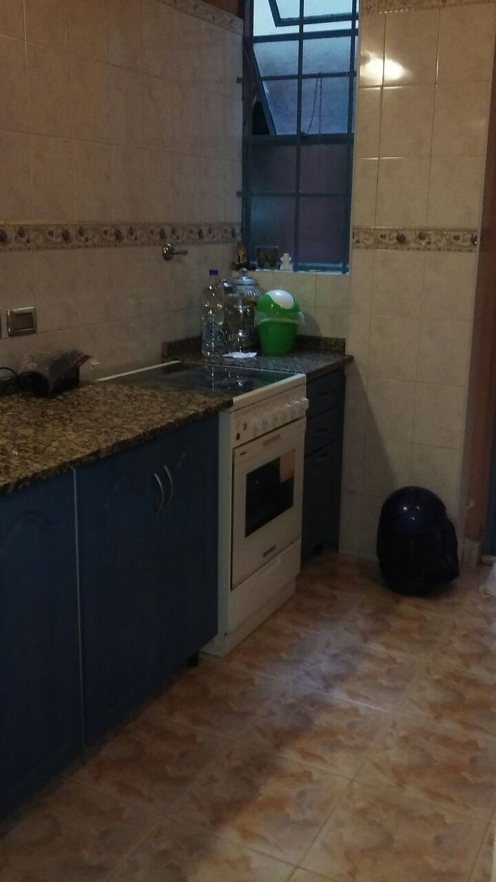 DEPARTAMENTO DE 3 AMBIENTES CON DEPENDENCIA Y 2 PATIOS, AL CONTRAFRENTE, A MTS. DE AV. RIVADAVIA Y SUBTE "A", MUY BUEN ESTADO — foto 8