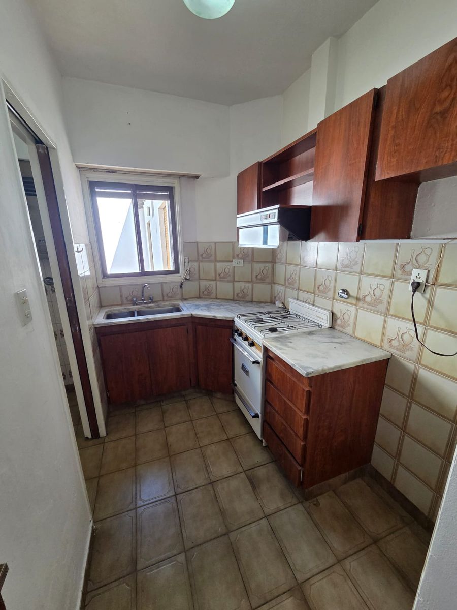 Casa 2 dormitorios c/garaje — foto 8