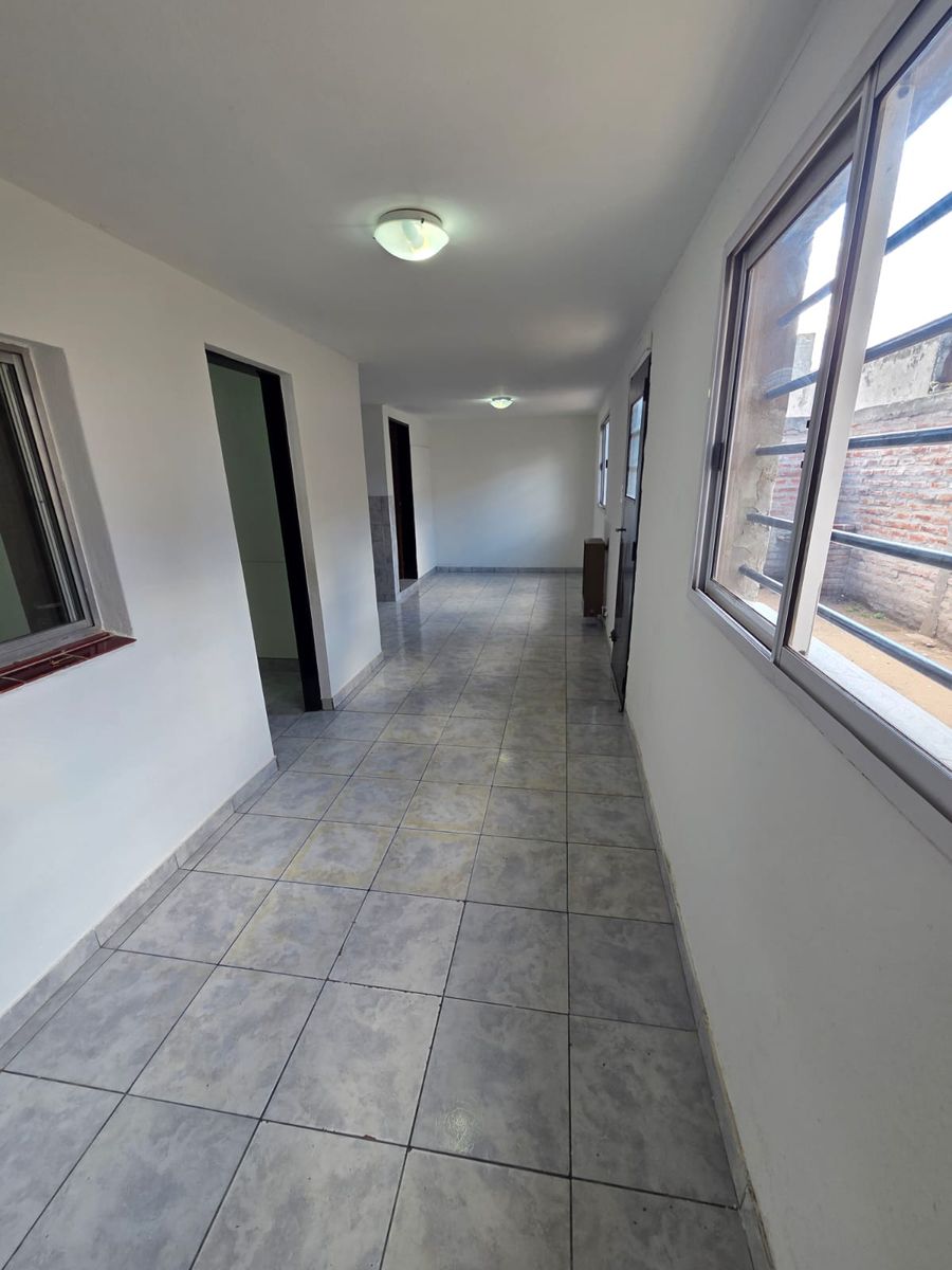Casa 2 dormitorios totalmente reciclada sin cochera — foto 6