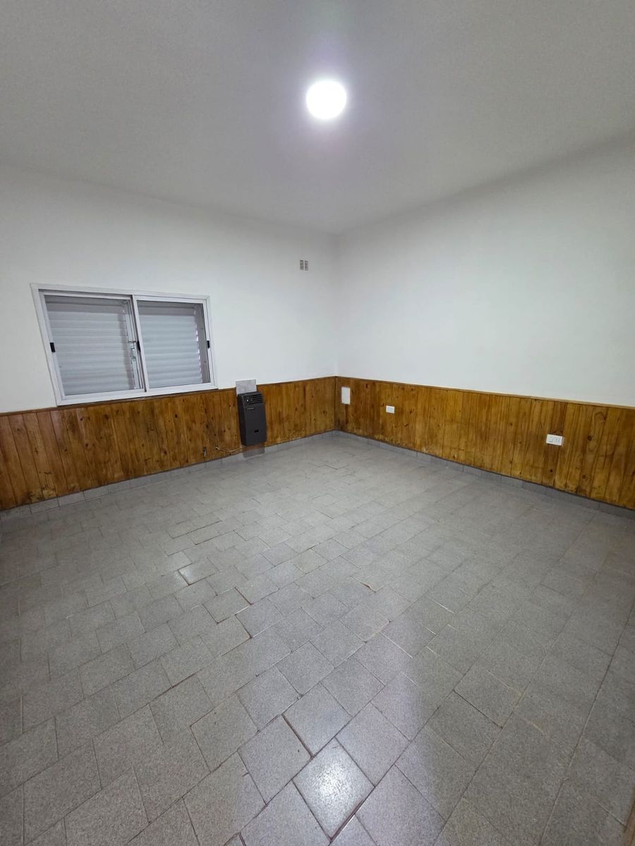 Casa 2 dormitorios totalmente reciclada sin cochera — foto 9