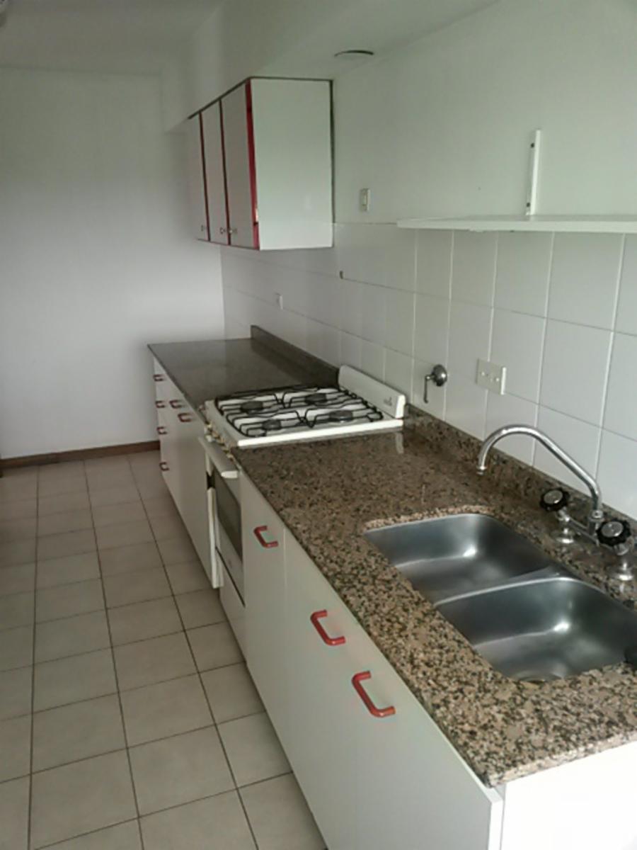 Departamento 1 dormitorio con cochera Gral Paz 244 - 3