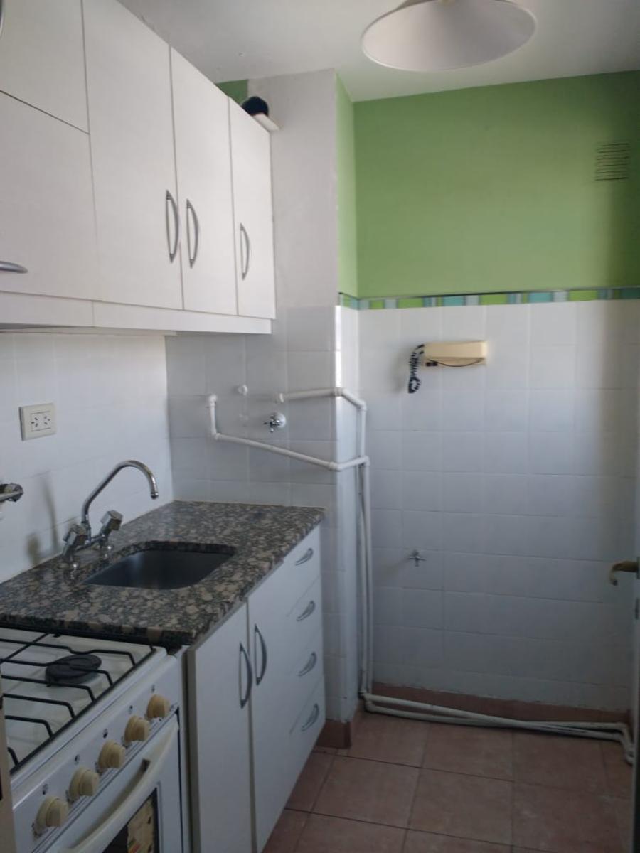 Departamento 1 dormitorio Viamonte 453 - 4