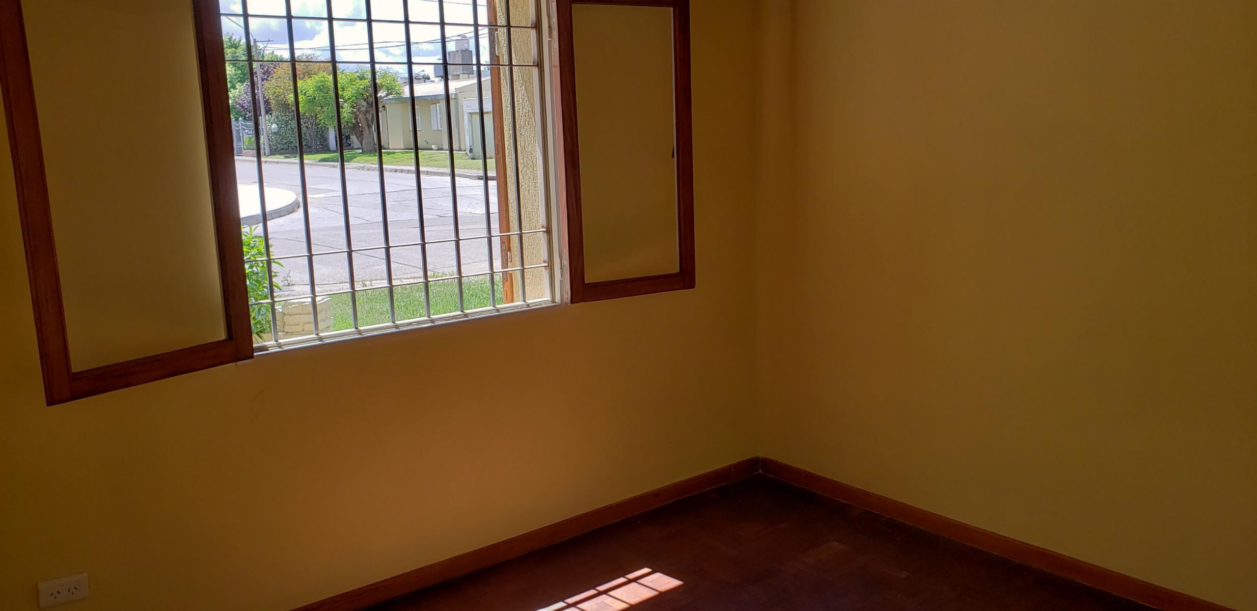 Casa 2 dormitorios Guarda Vieja 600 Brio Banco Provincia - 5