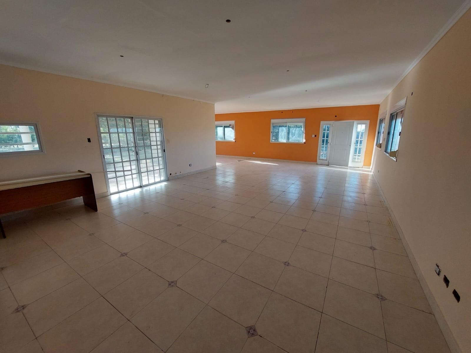 Casa-quinta sobre excelente lote de 40 x 120 mts de fondo — foto 7
