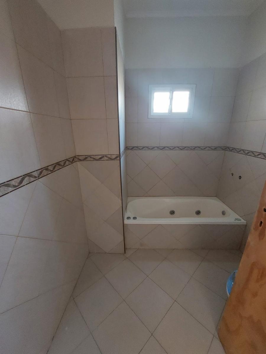 Casa-quinta sobre excelente lote de 40 x 120 mts de fondo — foto 14
