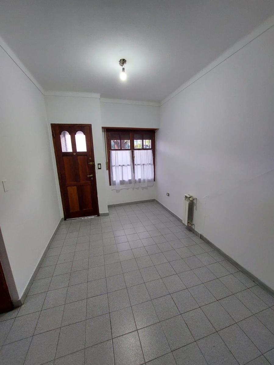 Casa 2 dormitorios en alquiler — foto 2