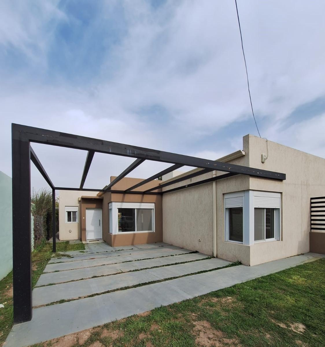 Casa 2 dormitorios NUEVA
