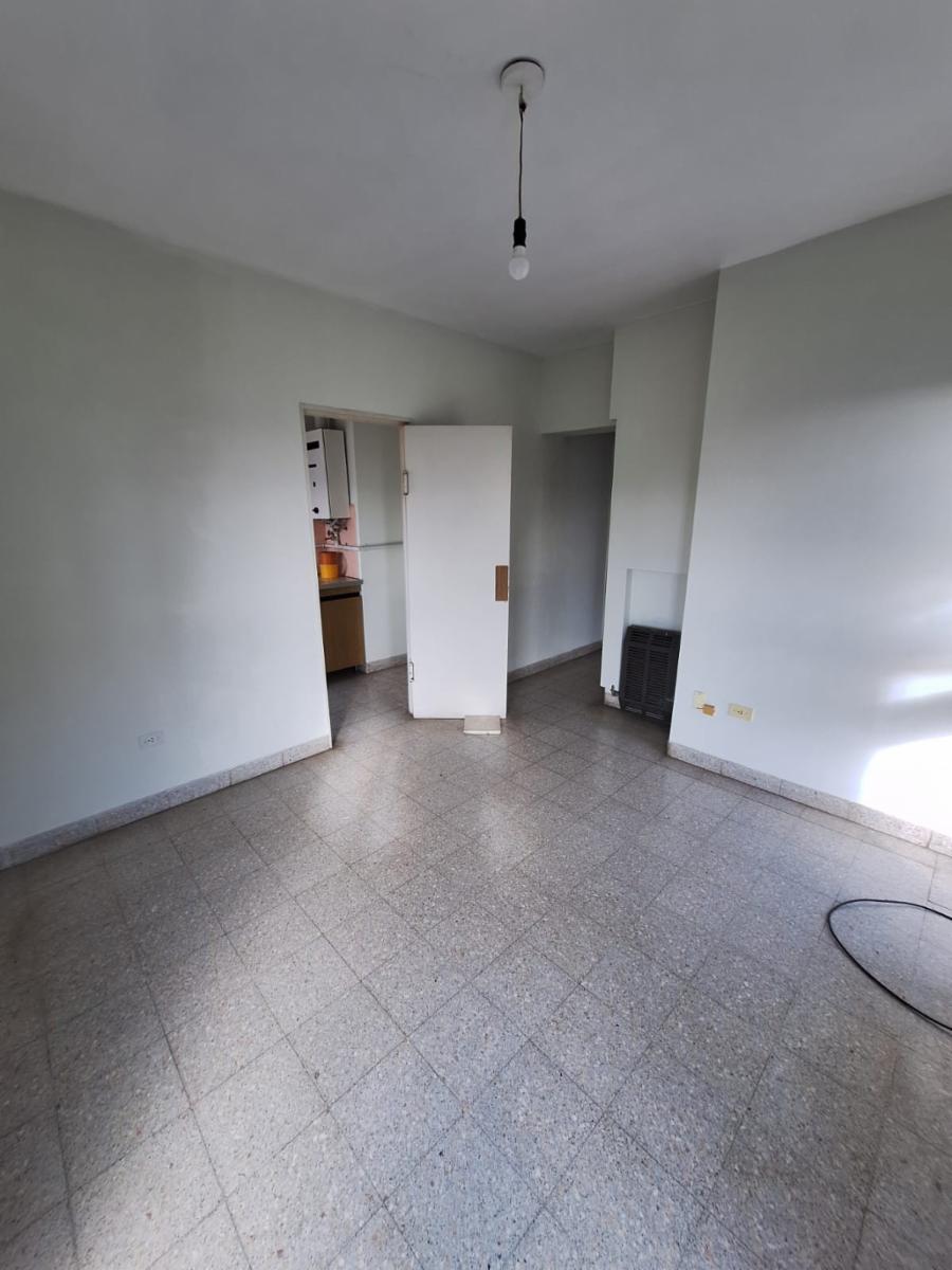 Departamento 1 dormitorio c/balcon — foto 3