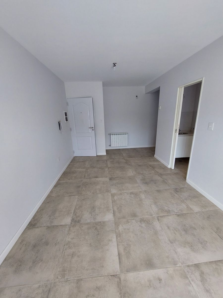 Departamento 1 dormitorio c/cochera y terraza propia — foto 4