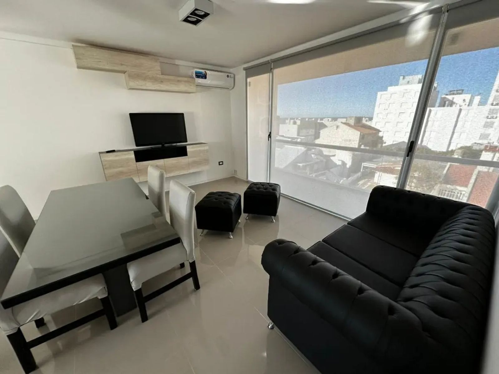 Departamento En Alquiler Monte Hermoso 2 Dorm Pileta Climatizada Y Cochera Ver Video — foto 13