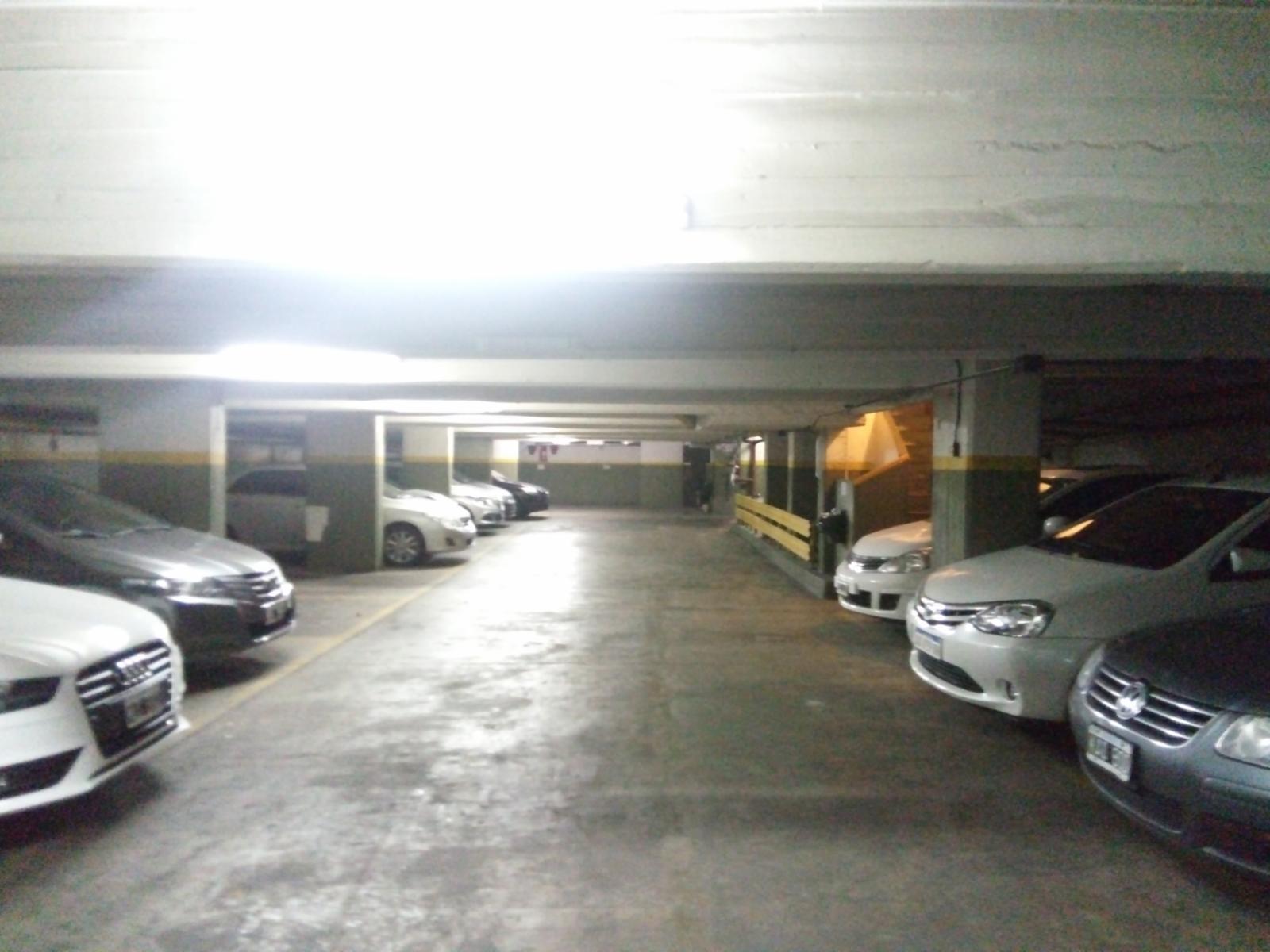 VENTA JURAMENTO 3173 Excelente Cochera Fija En Edificio De Categoría Con Cámaras U$S32000 — foto 5