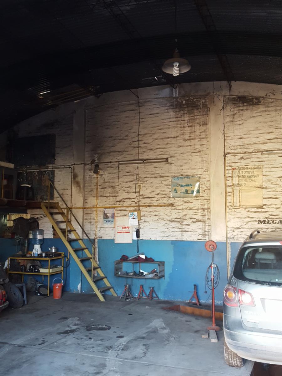 LONGCHAMPS - Casa Con Galpón Apta Crédito — foto 7