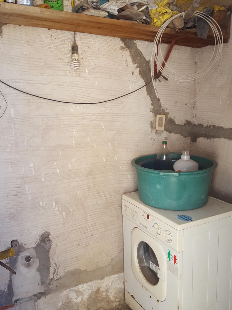 LONGCHAMPS - Casa Con Galpón Apta Crédito — foto 12