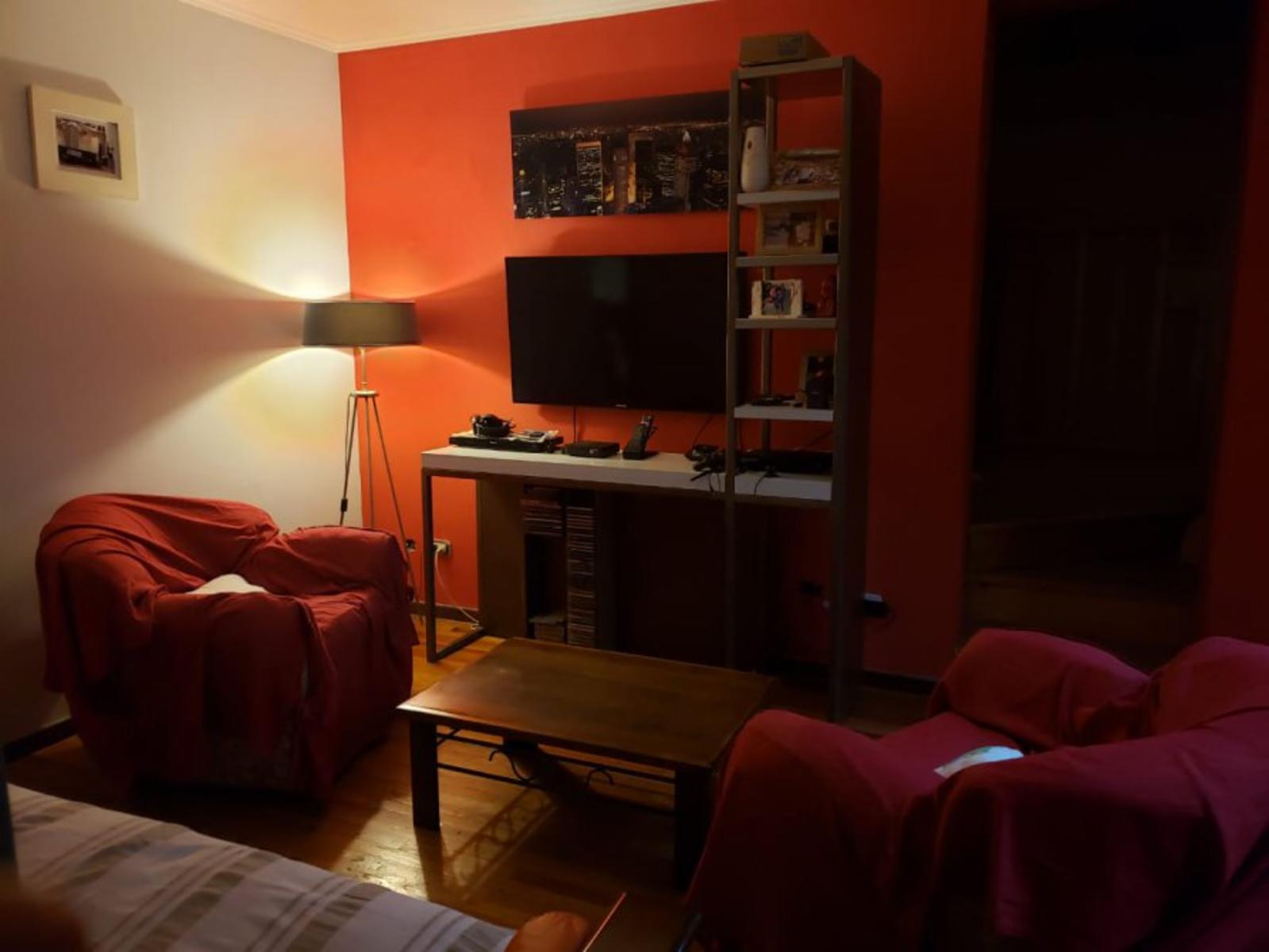 BURZACO - Importante Casa En Venta — foto 8