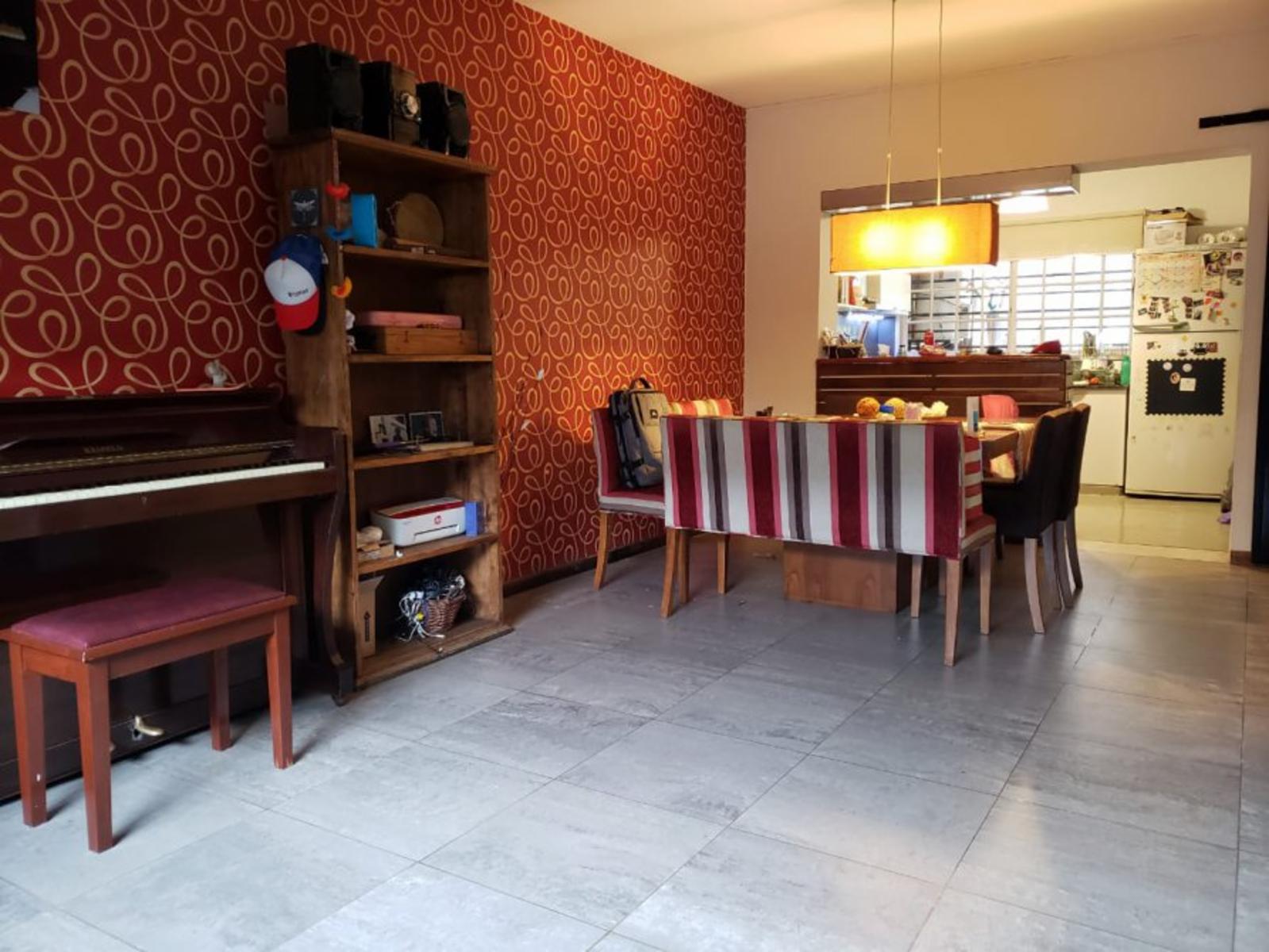 BURZACO - Importante Casa En Venta — foto 13