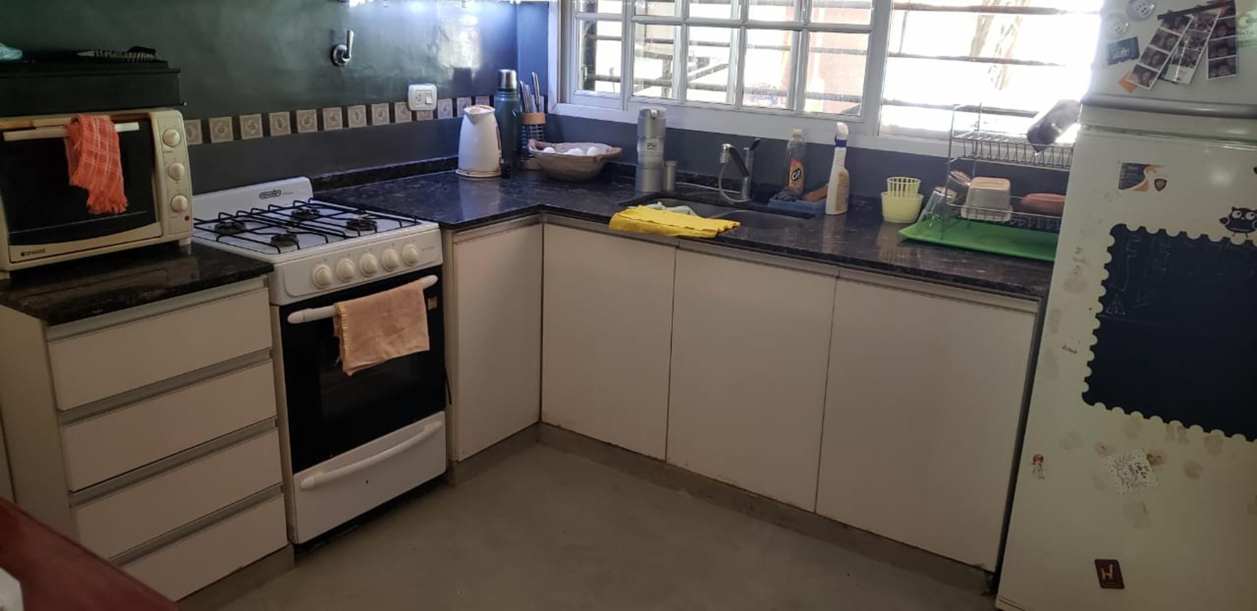 BURZACO - Importante Casa En Venta — foto 15