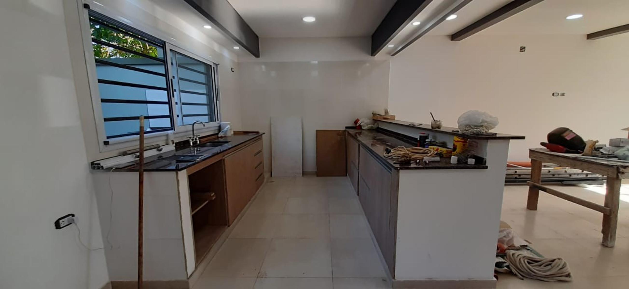 EXCELENTE DUPLEX CON COCHERA - 3