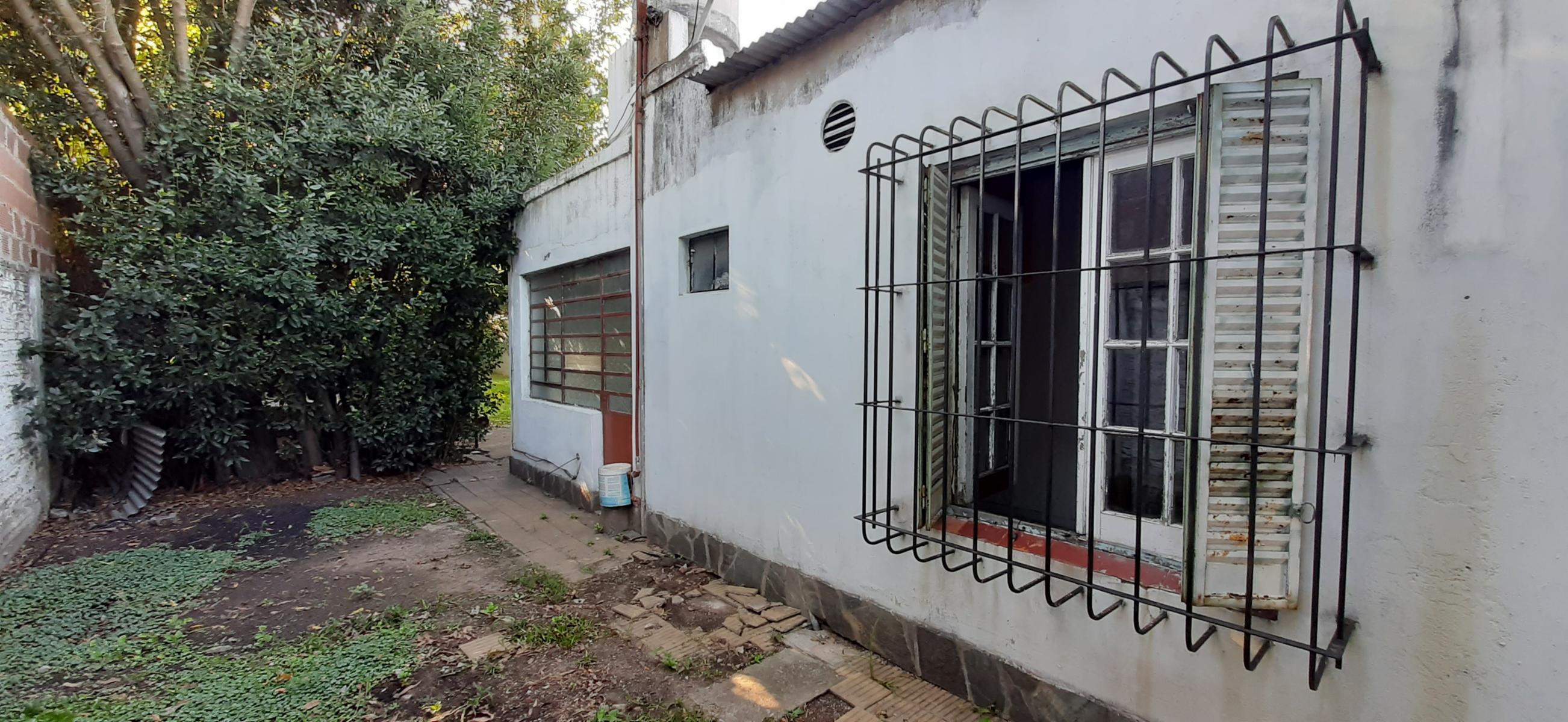 BURZACO - Casa Sobre Av Espora APTA CREDITO HIPOTECARIO - Ideal Inversores — foto 2