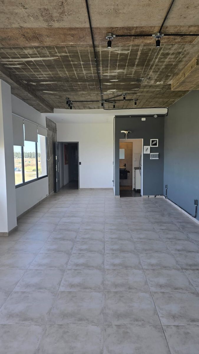 OFICINA EN ALQUILER EN CANNING - 9