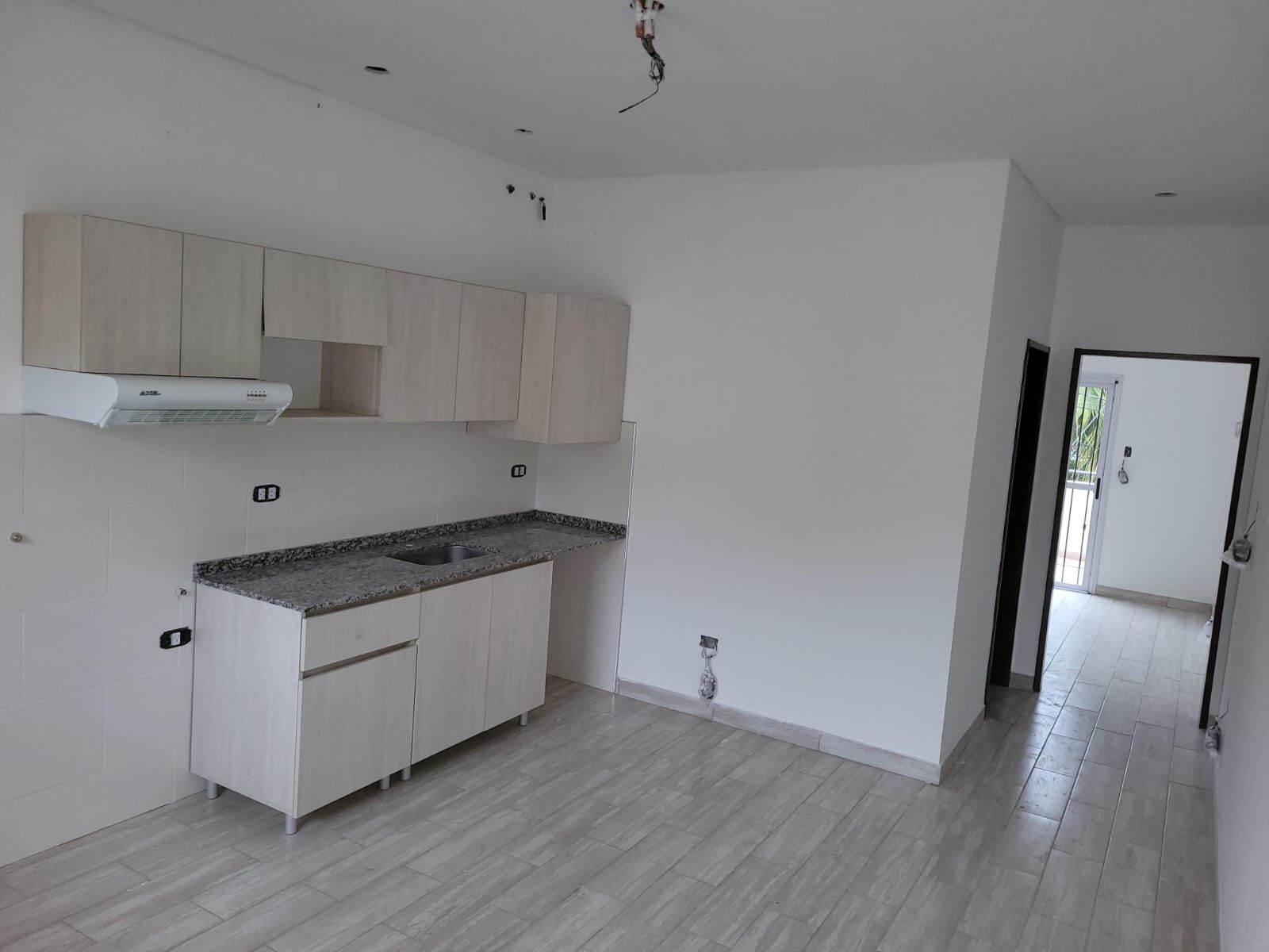 DEPARTAMENTO EN ALQUILER EN ADROGUE - 13