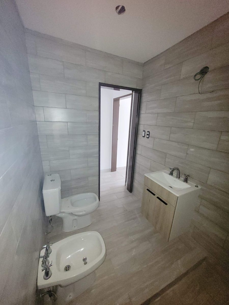 DEPARTAMENTO EN ALQUILER EN ADROGUE - 16