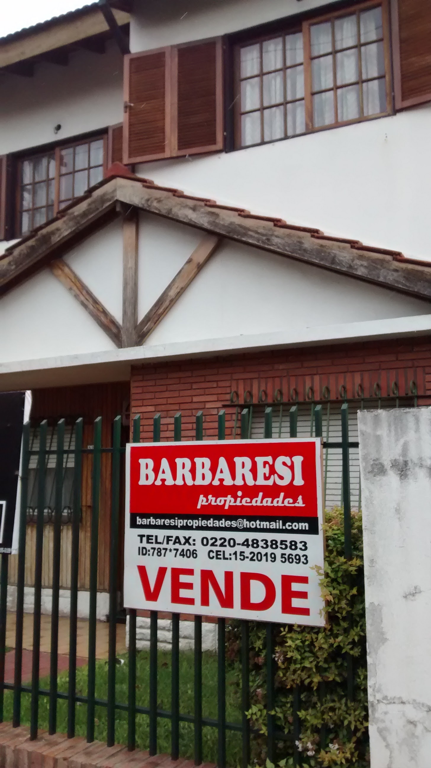 CASA EN BLOQUE
2 UNIDADES DE 4 AMBIENTES SOBRE LOTE DE 8.66x43. — foto 2