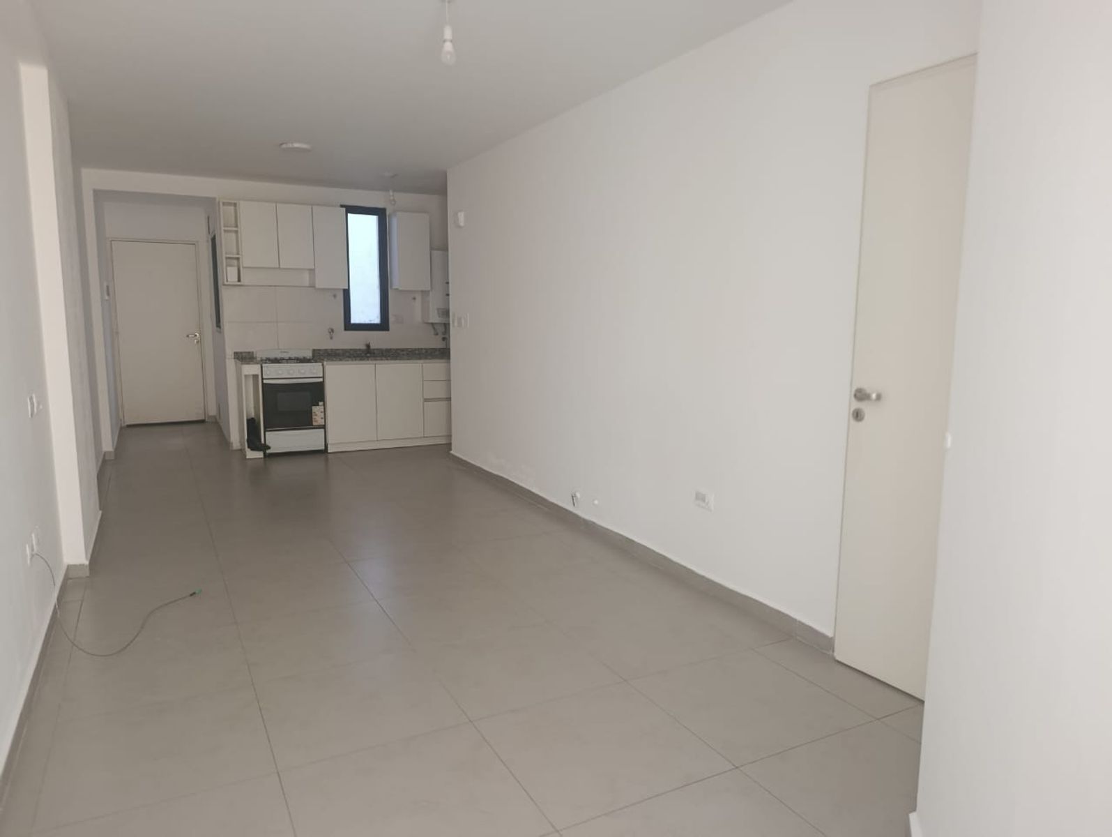 Alquiler 1 dormitorio con balcón | La Cañada y Av. Colón - 19
