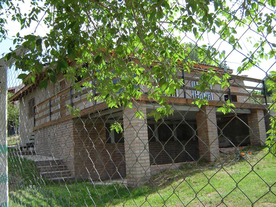 Oportunidad! Lote 760 mts. con Tres propiedades! Dos duplex y una casa, pileta! Excelente estado!! — foto 8