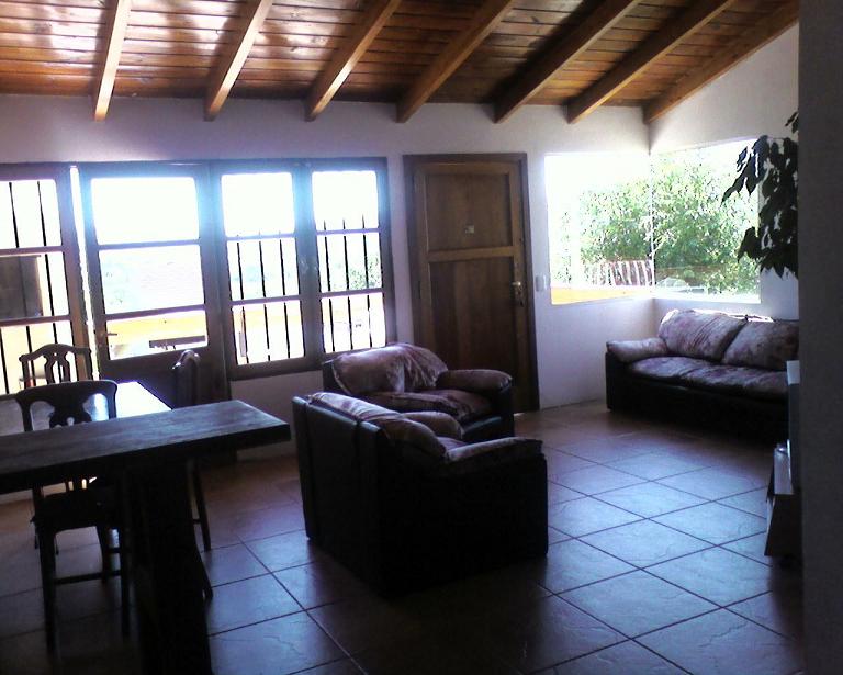 Oportunidad! Lote 760 mts. con Tres propiedades! Dos duplex y una casa, pileta! Excelente estado!! — foto 10