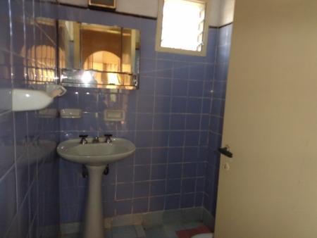 OPORTUNIDAD! DOS HERMOSAS CASAS EN CALLE INTENDENTE GARCIA! LOTE 900MTS — foto 4