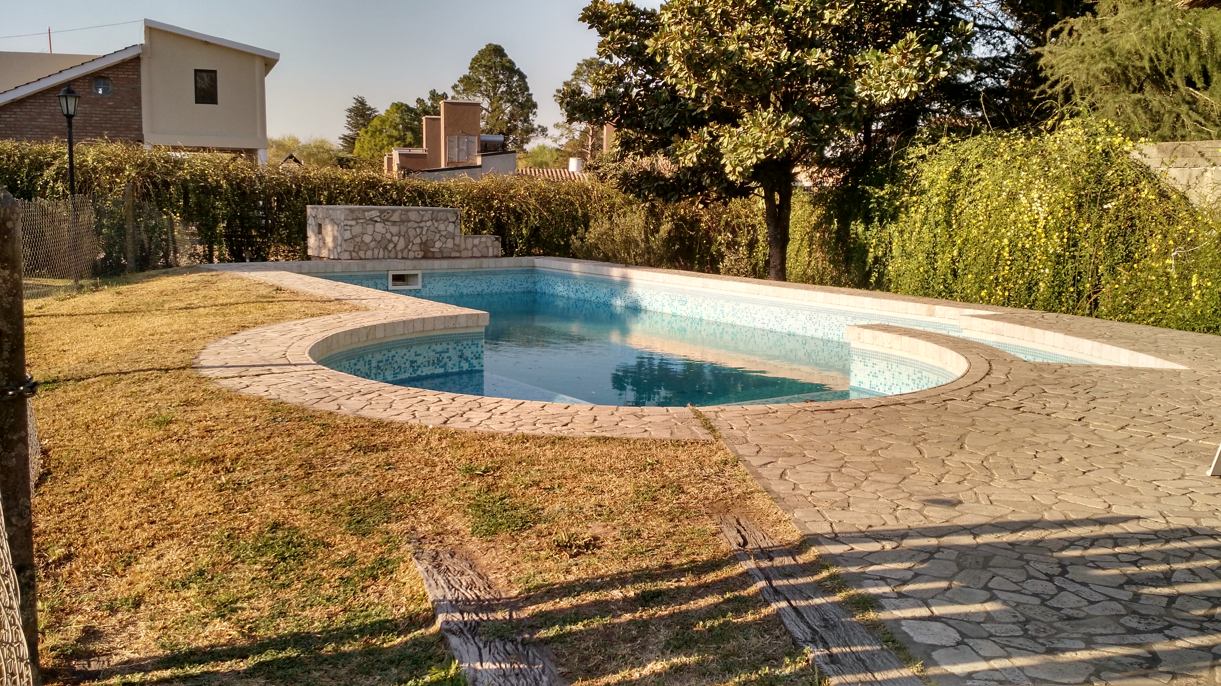 HERMOSA CASA EN BARRIO SOLARES DE ENSENADAS! A UNA CUADRA DEL RIO. LOTE. 1224 MTS. — foto 4