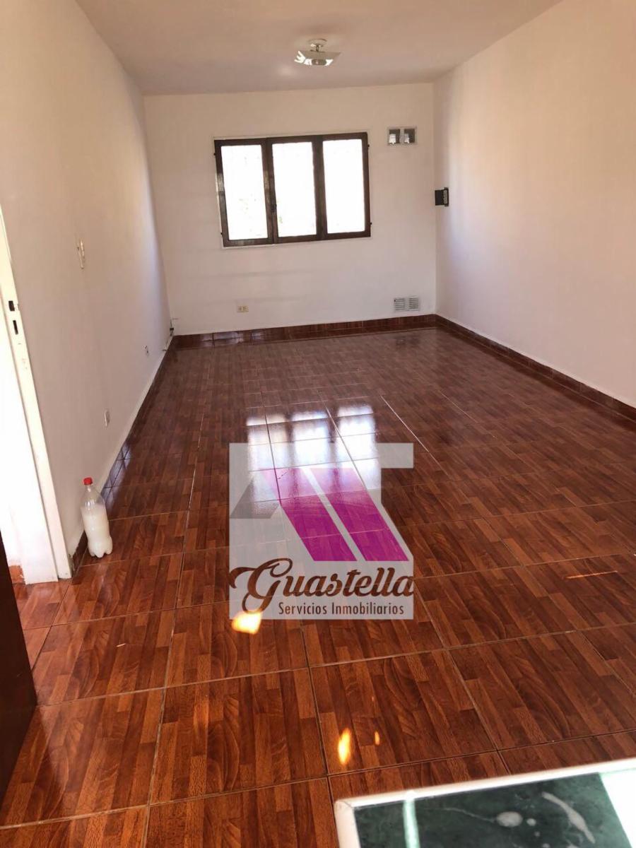 OPORTUNIDAD DEPARTAMENTO 2 DORMITORIOS CON BALCON A 4 CUADRAS DEL CENTRO — foto 7