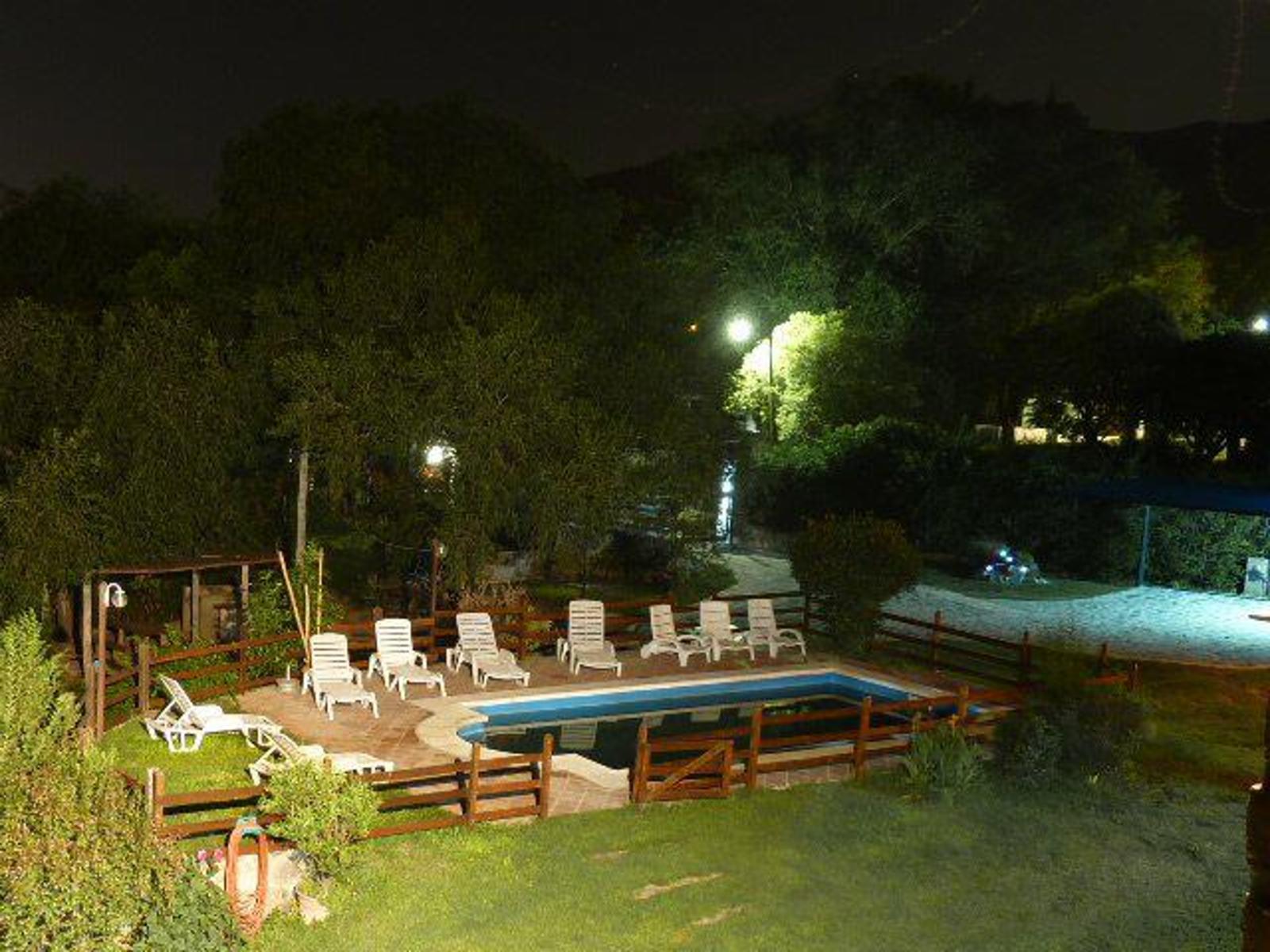 ESPECTACULAR COMPLEJO DE 5 DEPARTAMENTOS+ UNA CASA DE 3 DORMITORIOS! CON 59 MTS. DE COSTA AL RIO . SOL Y RIO!!! - 3