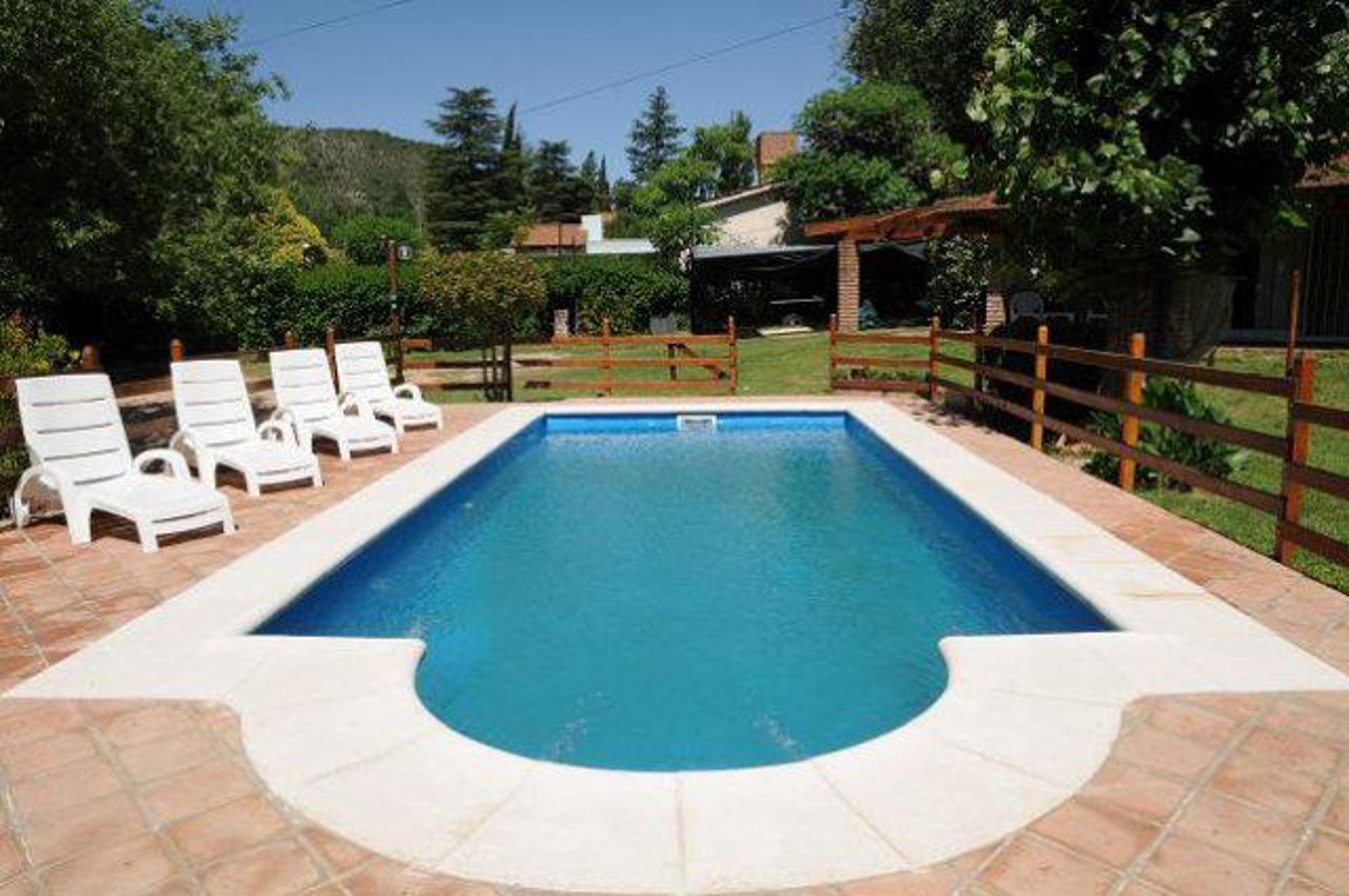 ESPECTACULAR COMPLEJO DE 5 DEPARTAMENTOS+ UNA CASA DE 3 DORMITORIOS! CON 59 MTS. DE COSTA AL RIO . SOL Y RIO!!! - 7