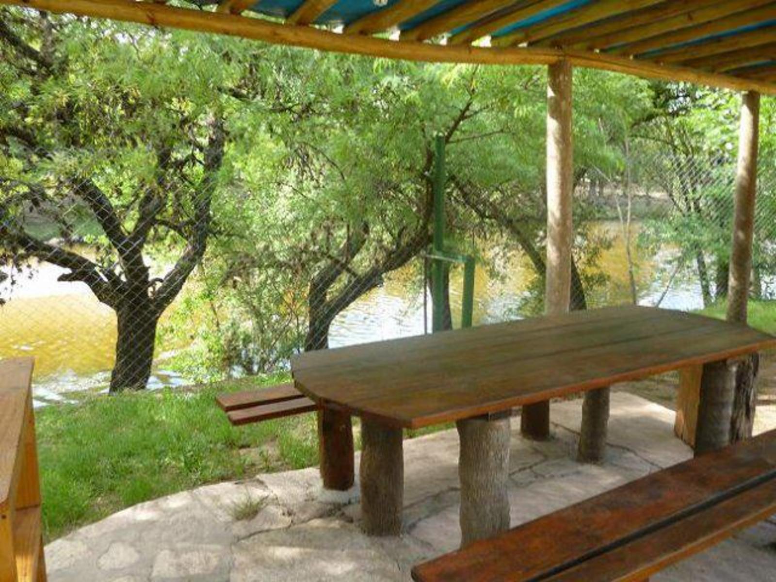 ESPECTACULAR COMPLEJO DE 5 DEPARTAMENTOS+ UNA CASA DE 3 DORMITORIOS! CON 59 MTS. DE COSTA AL RIO . SOL Y RIO!!! - 9