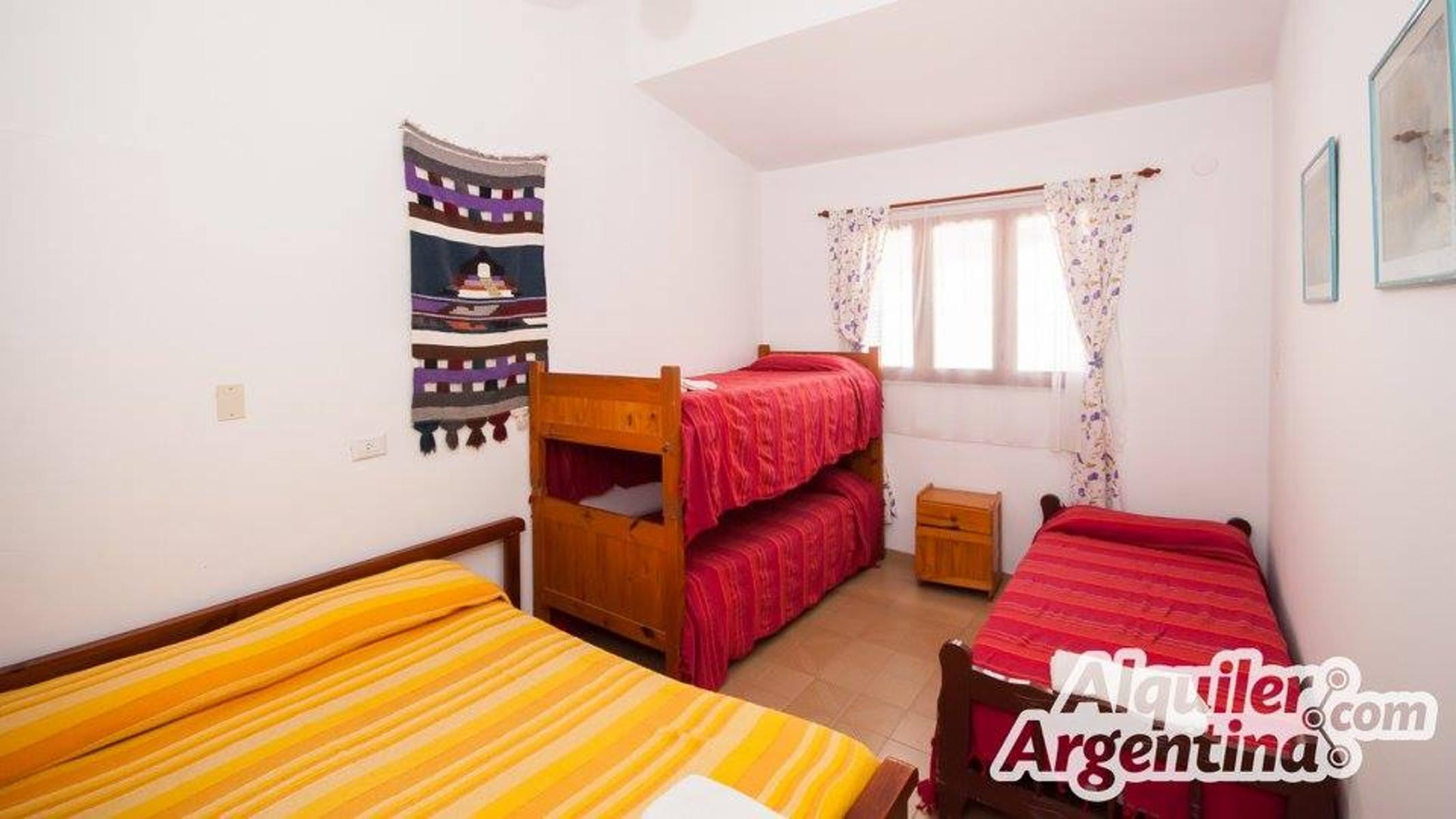ESPECTACULAR COMPLEJO DE 5 DEPARTAMENTOS+ UNA CASA DE 3 DORMITORIOS! CON 59 MTS. DE COSTA AL RIO . SOL Y RIO!!! - 11