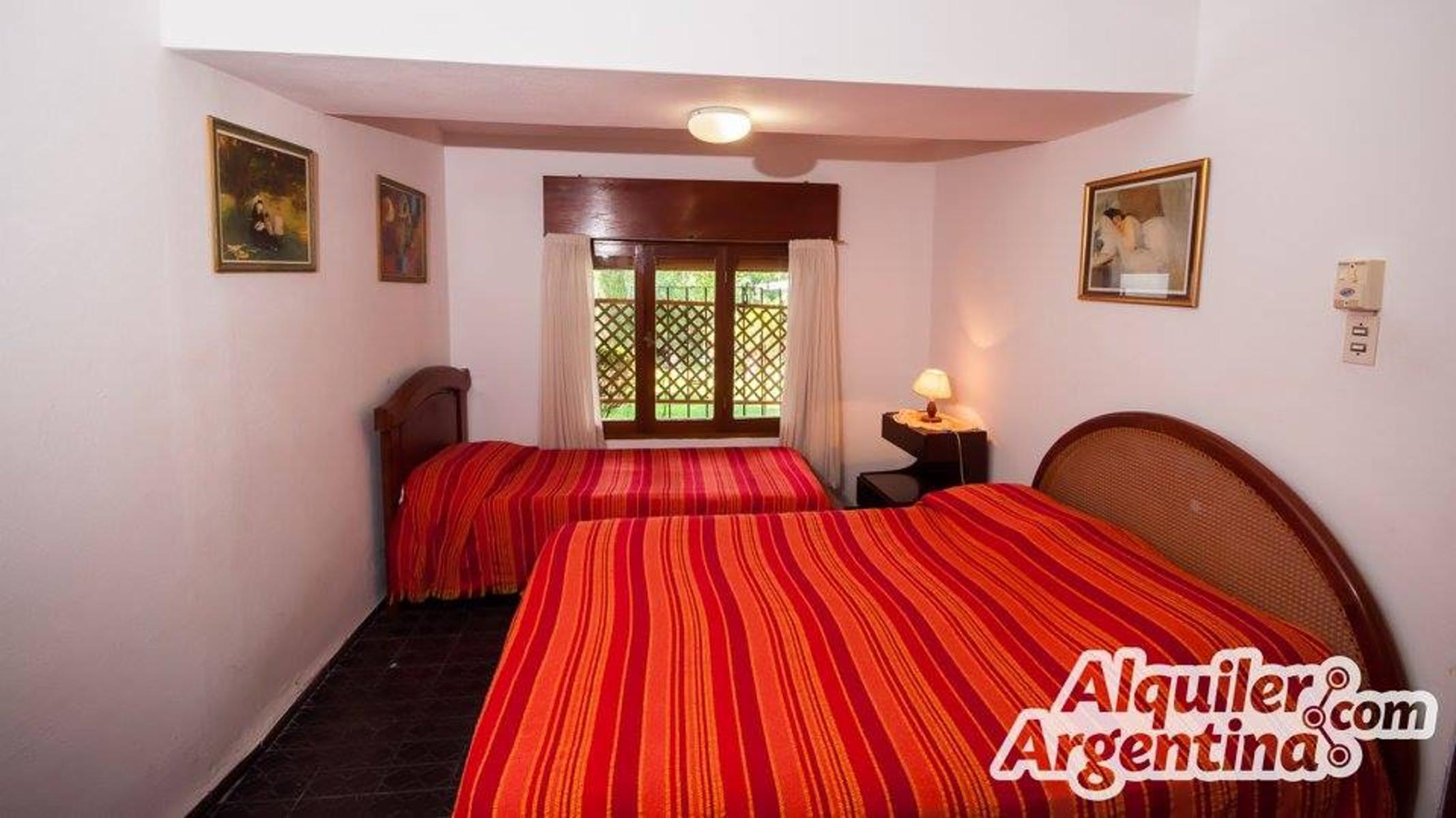 ESPECTACULAR COMPLEJO DE 5 DEPARTAMENTOS+ UNA CASA DE 3 DORMITORIOS! CON 59 MTS. DE COSTA AL RIO . SOL Y RIO!!! - 12
