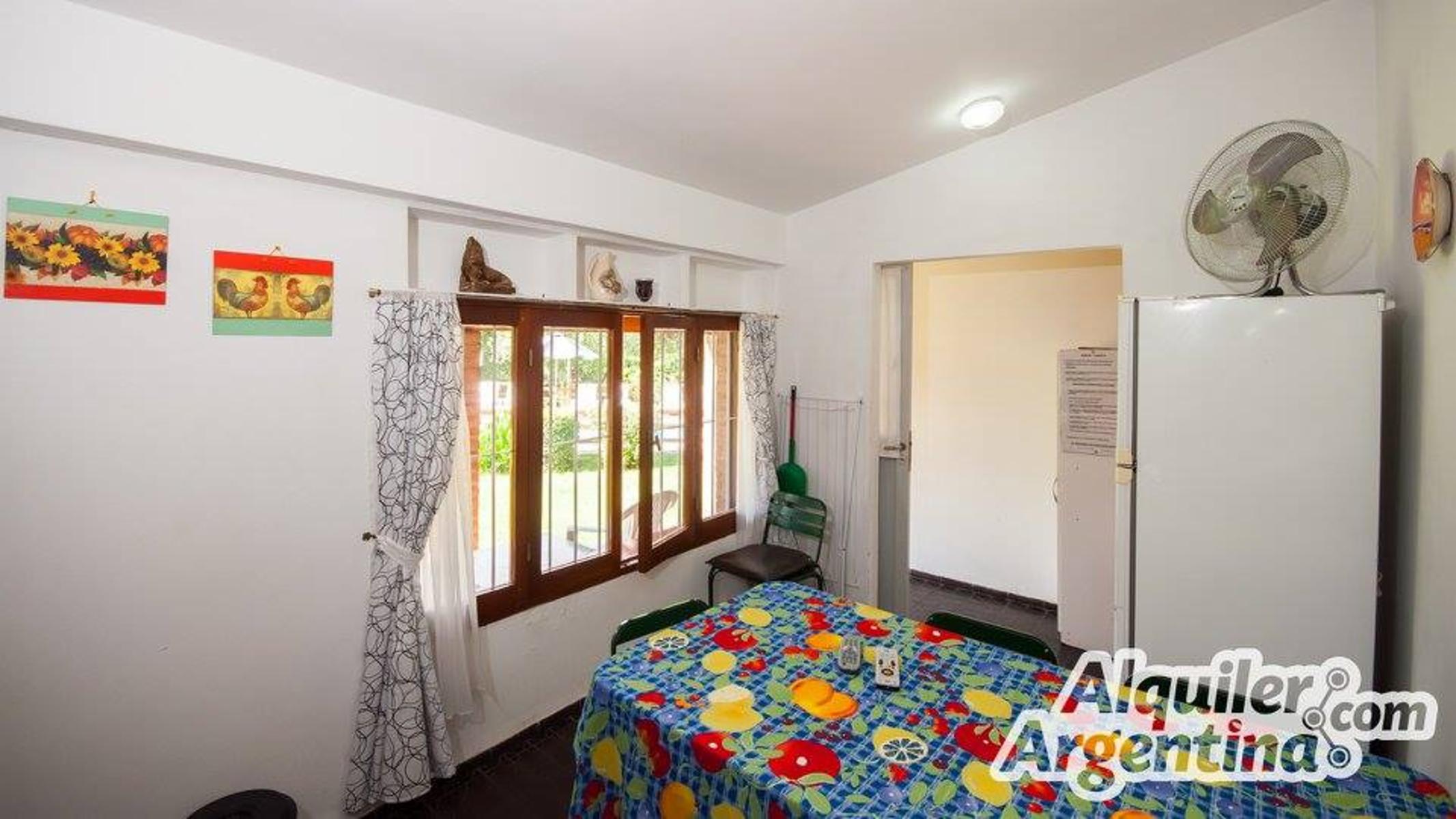 ESPECTACULAR COMPLEJO DE 5 DEPARTAMENTOS+ UNA CASA DE 3 DORMITORIOS! CON 59 MTS. DE COSTA AL RIO . SOL Y RIO!!! - 14