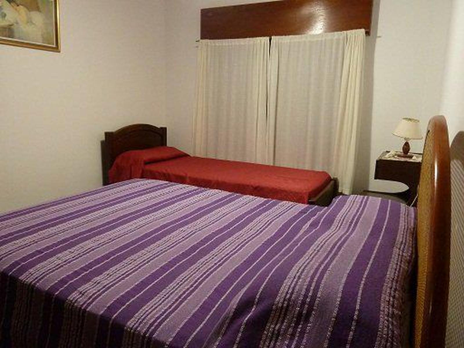 ESPECTACULAR COMPLEJO DE 5 DEPARTAMENTOS+ UNA CASA DE 3 DORMITORIOS! CON 59 MTS. DE COSTA AL RIO . SOL Y RIO!!! - 17