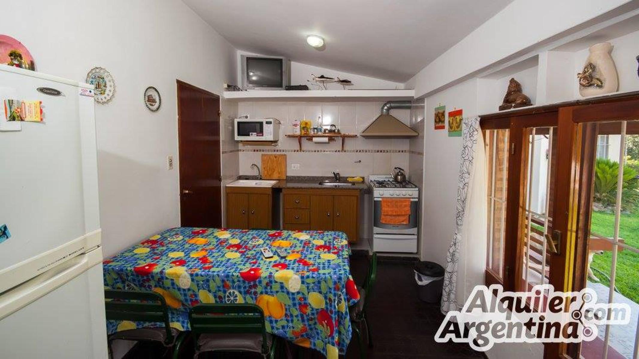 ESPECTACULAR COMPLEJO DE 5 DEPARTAMENTOS+ UNA CASA DE 3 DORMITORIOS! CON 59 MTS. DE COSTA AL RIO . SOL Y RIO!!! - 20