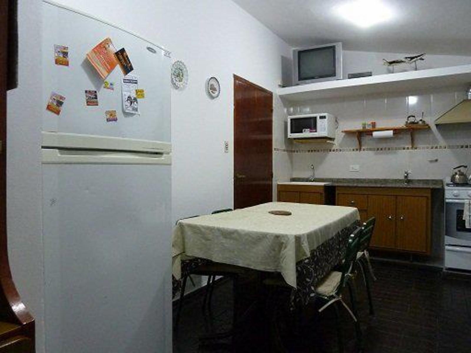 ESPECTACULAR COMPLEJO DE 5 DEPARTAMENTOS+ UNA CASA DE 3 DORMITORIOS! CON 59 MTS. DE COSTA AL RIO . SOL Y RIO!!! - 22