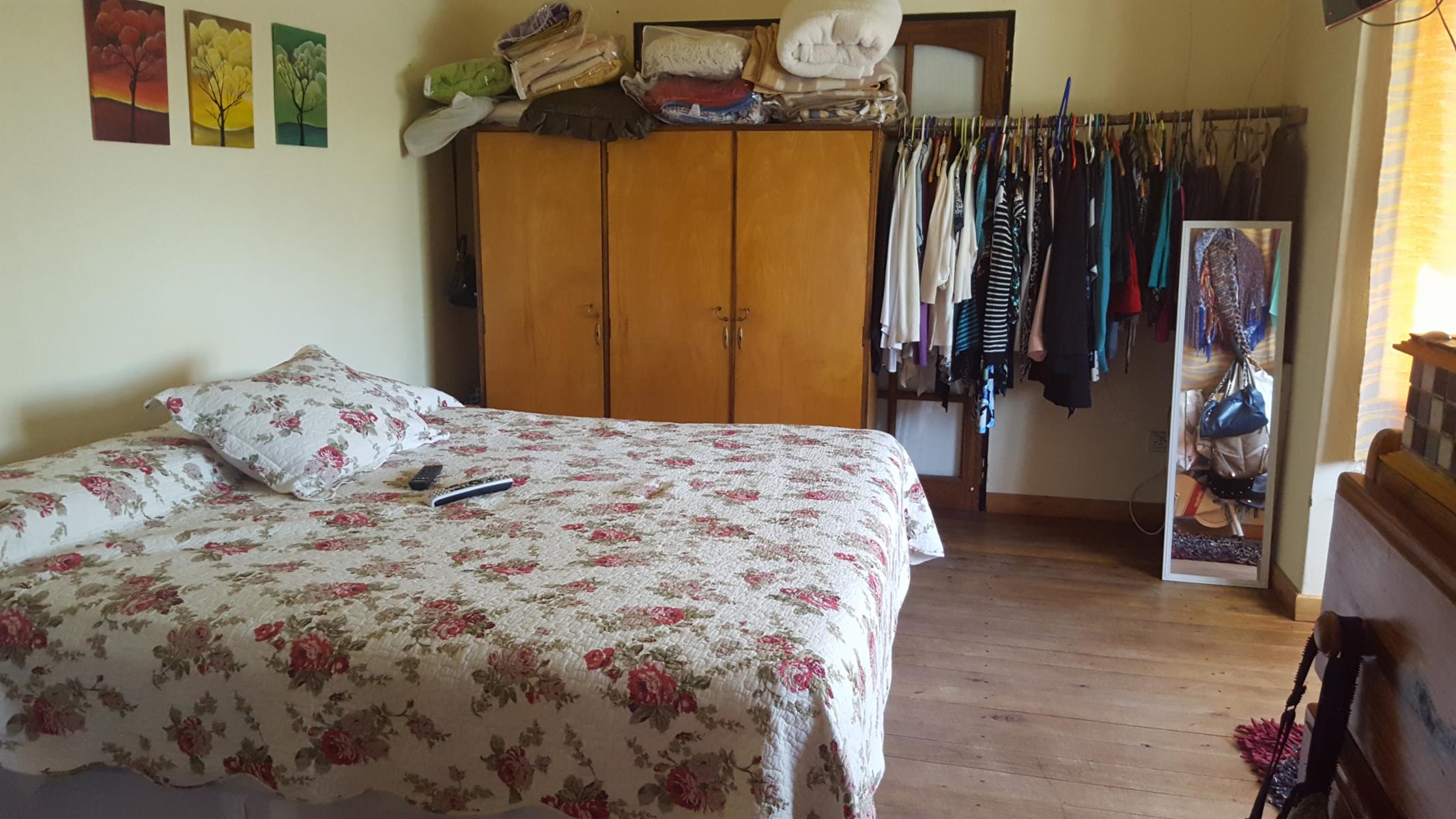 ESPECTACULAR COMPLEJO DE 5 DEPARTAMENTOS+ UNA CASA DE 3 DORMITORIOS! CON 59 MTS. DE COSTA AL RIO . SOL Y RIO!!! - 30